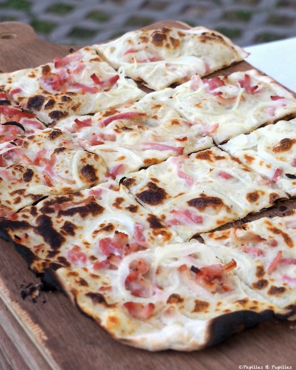 Tartes flambées alsaciennes sortie de four